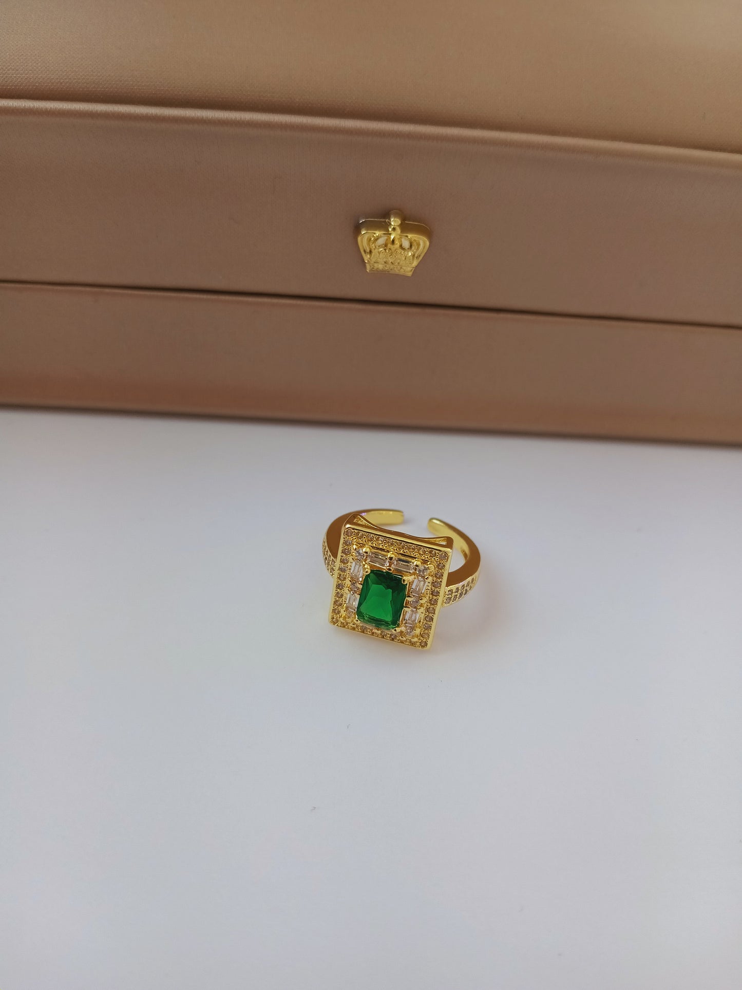 Ella ring