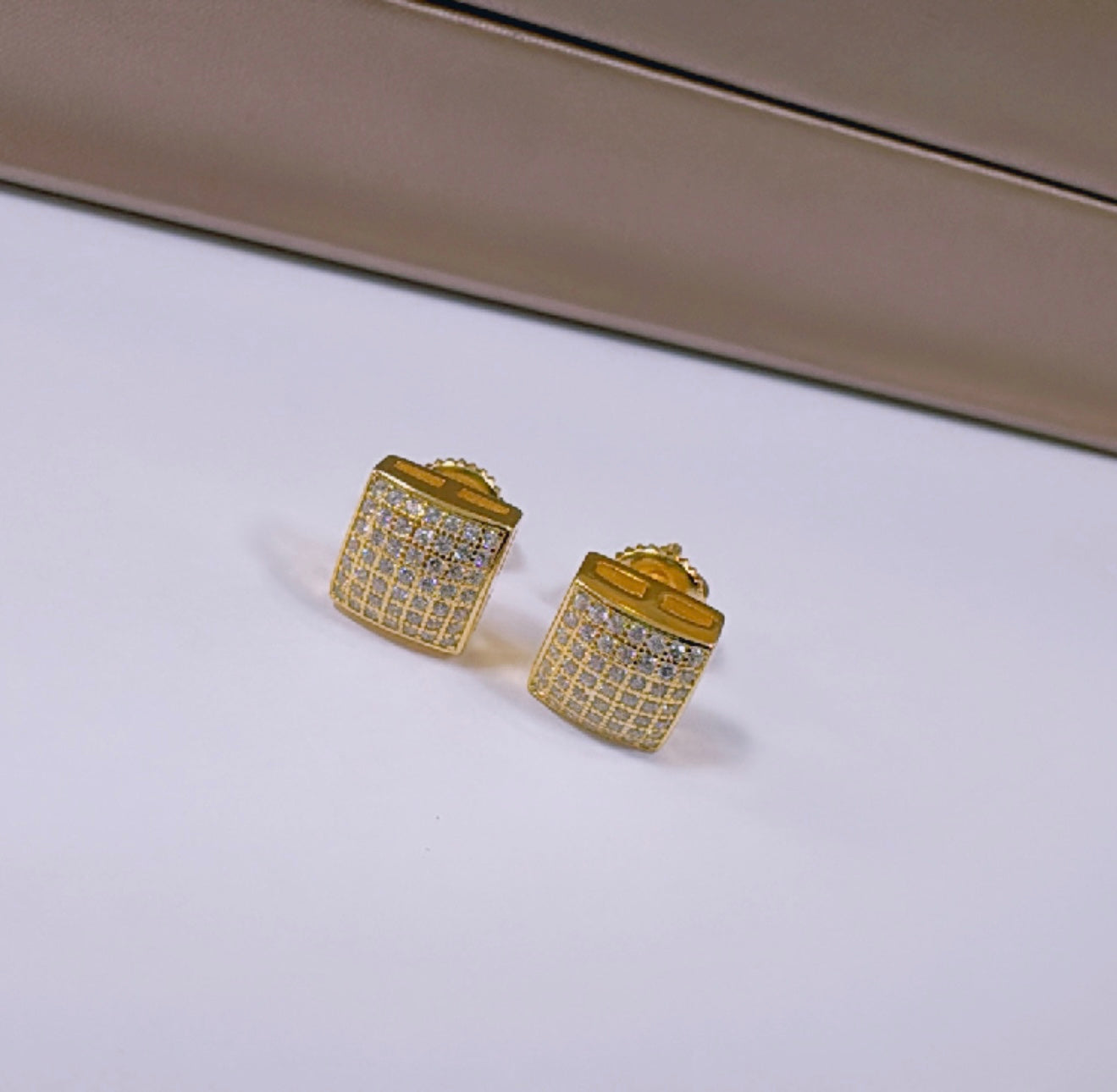 Square earrings