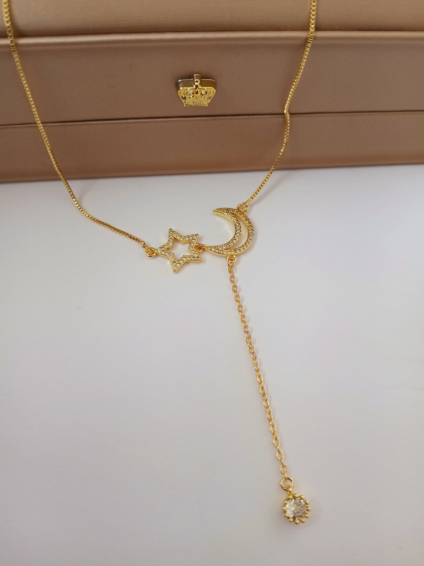 Media luna necklace