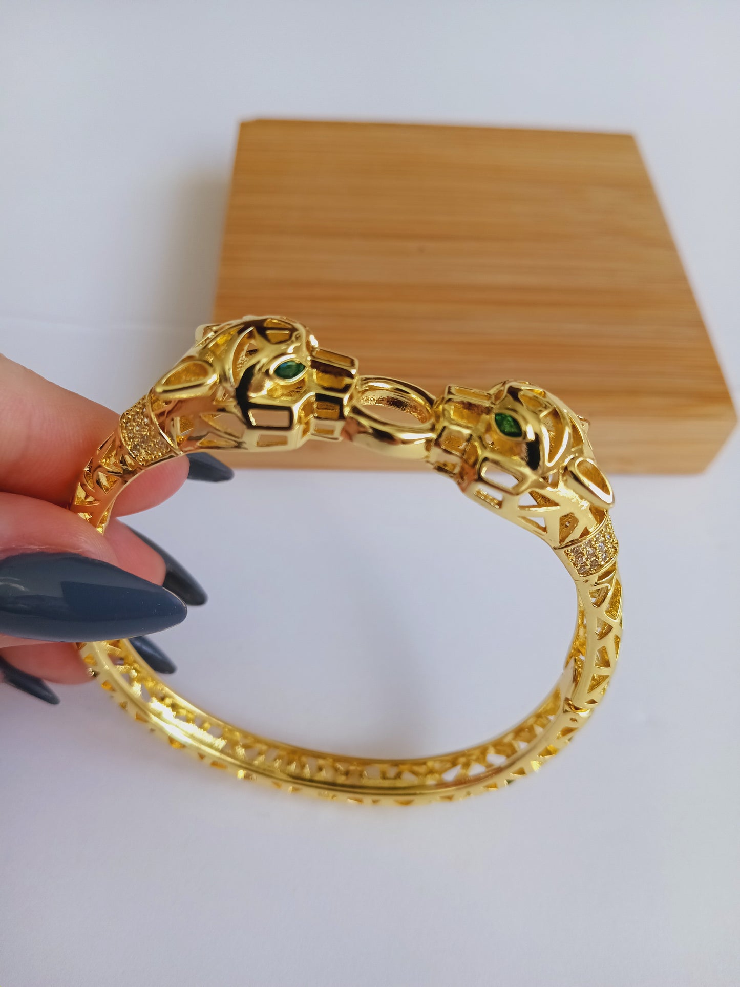 Velin bracelet