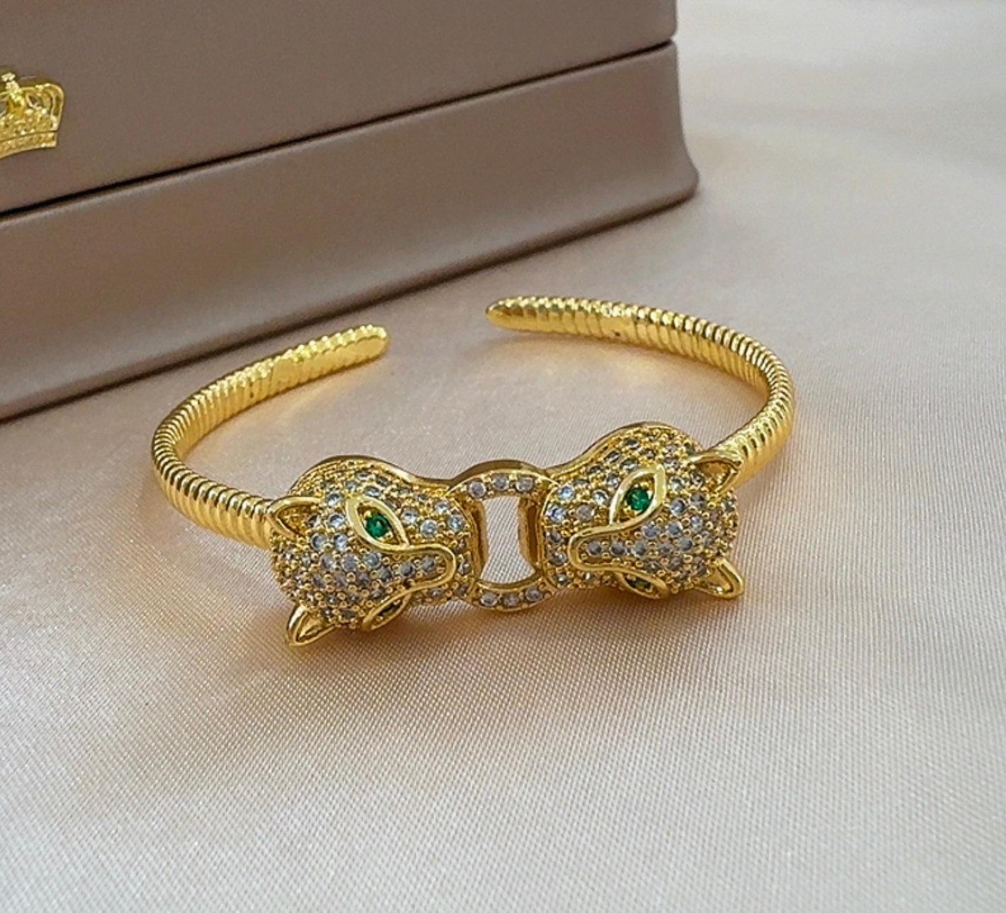 Xima bracelet