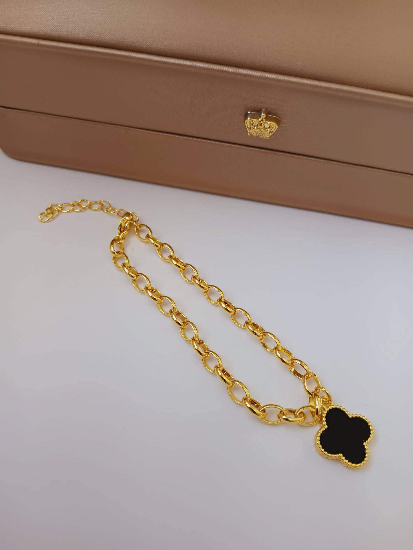 Mila bracelet
