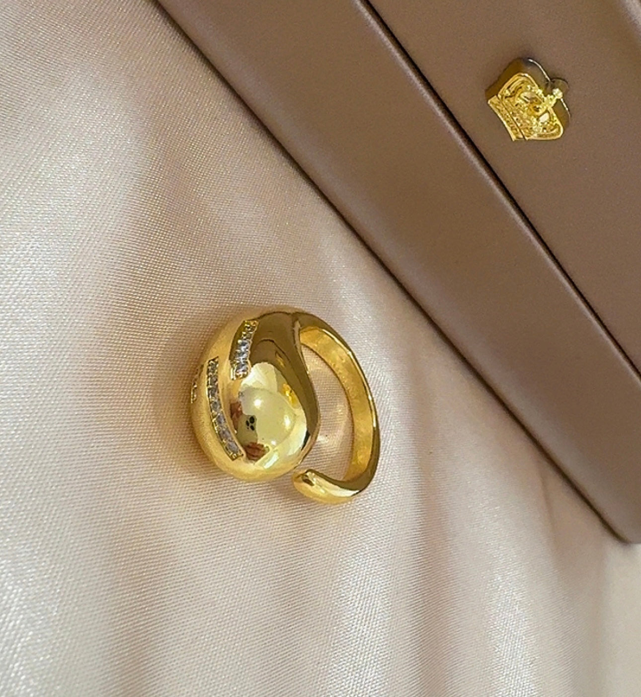 Hadley ring