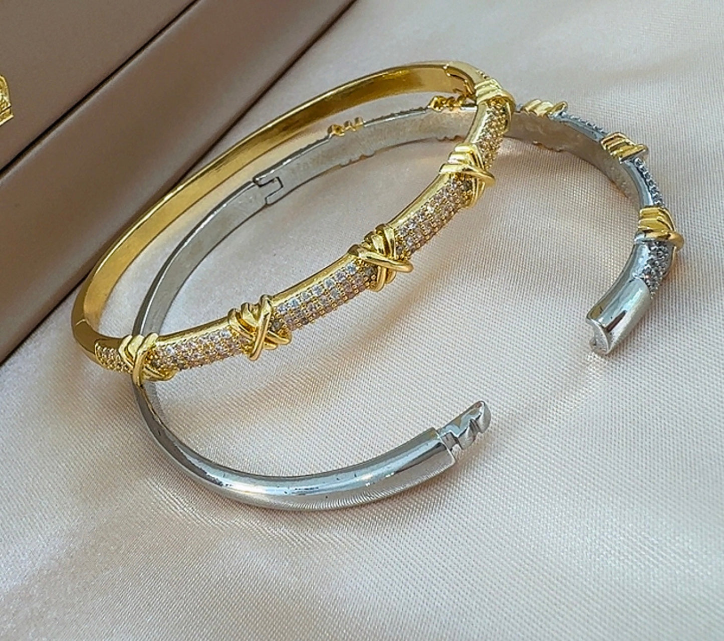 Debbie bracelet
