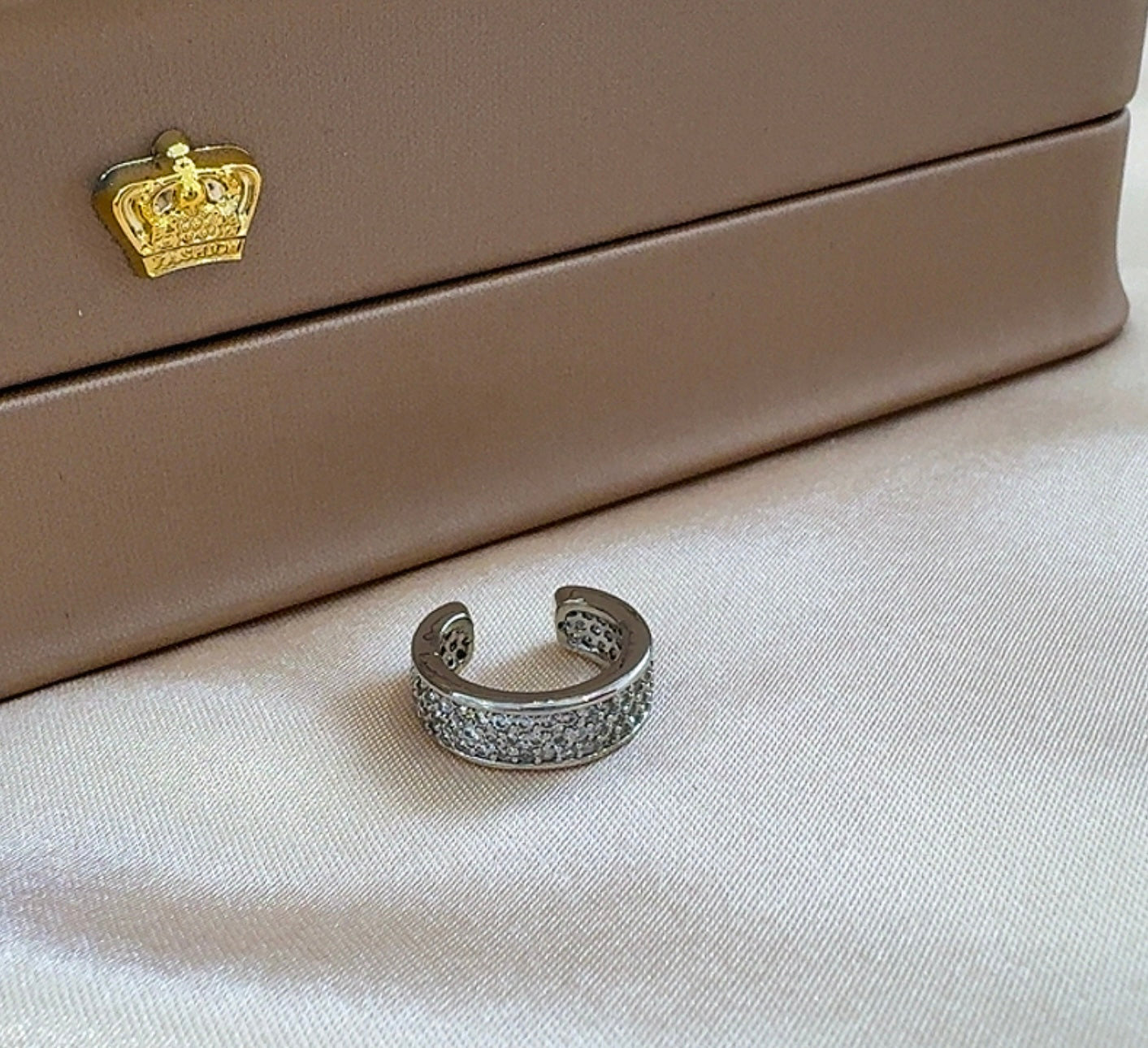 Vicky earcuff
