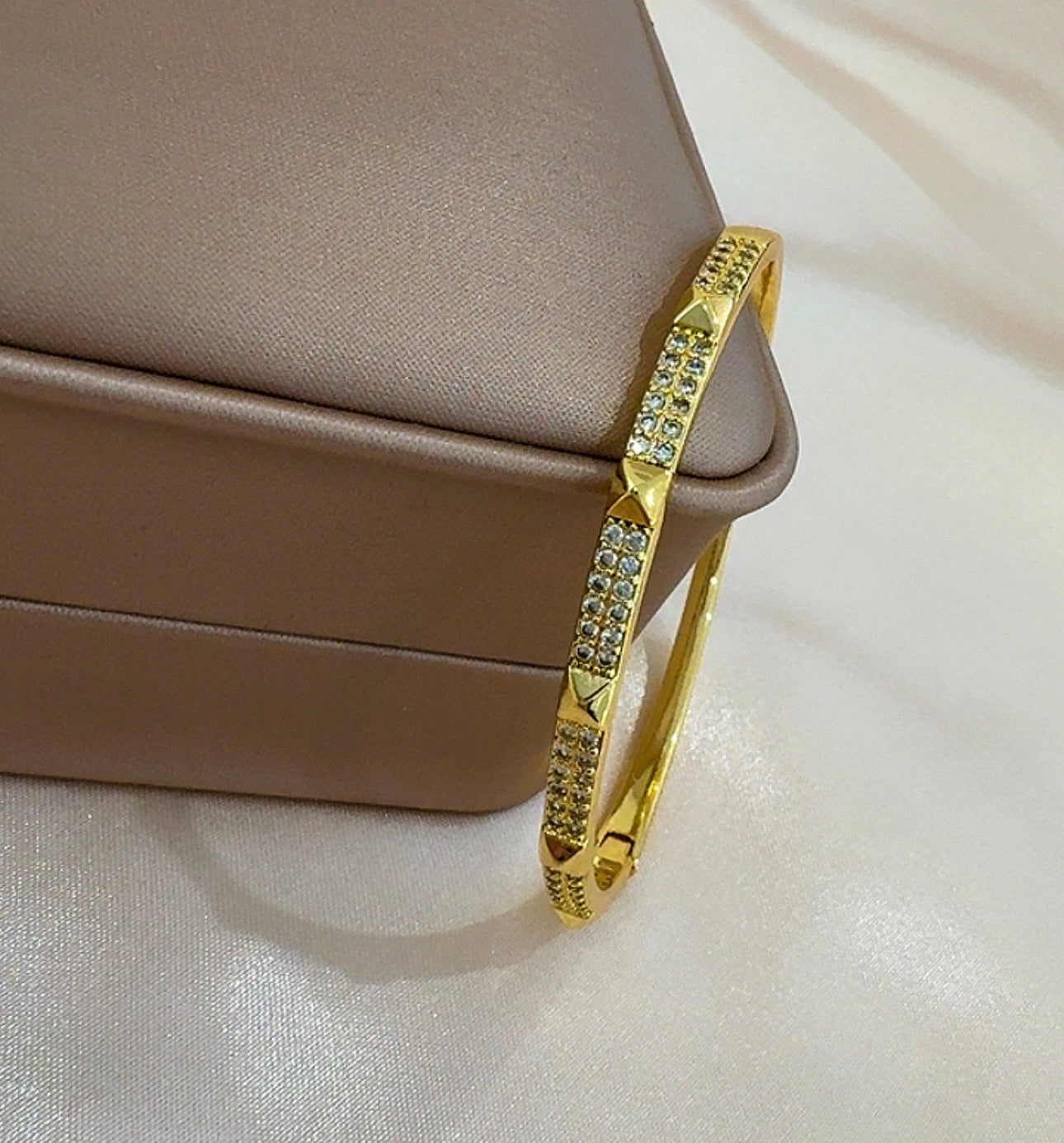 Vea bracelet