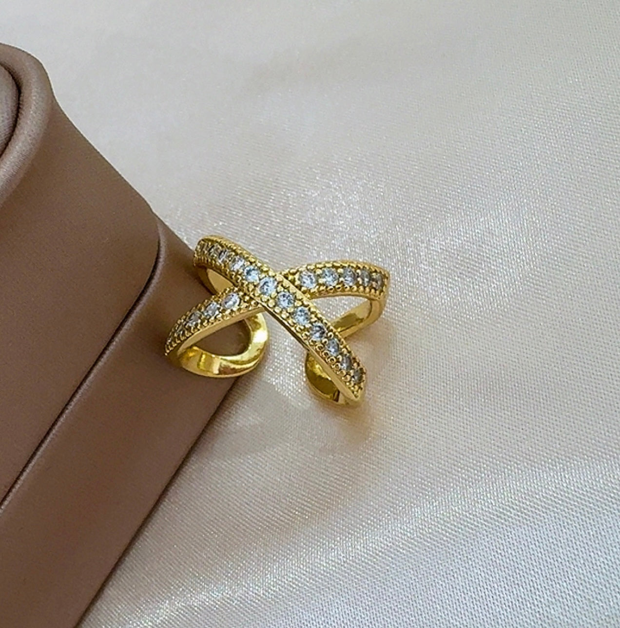 Cross ring