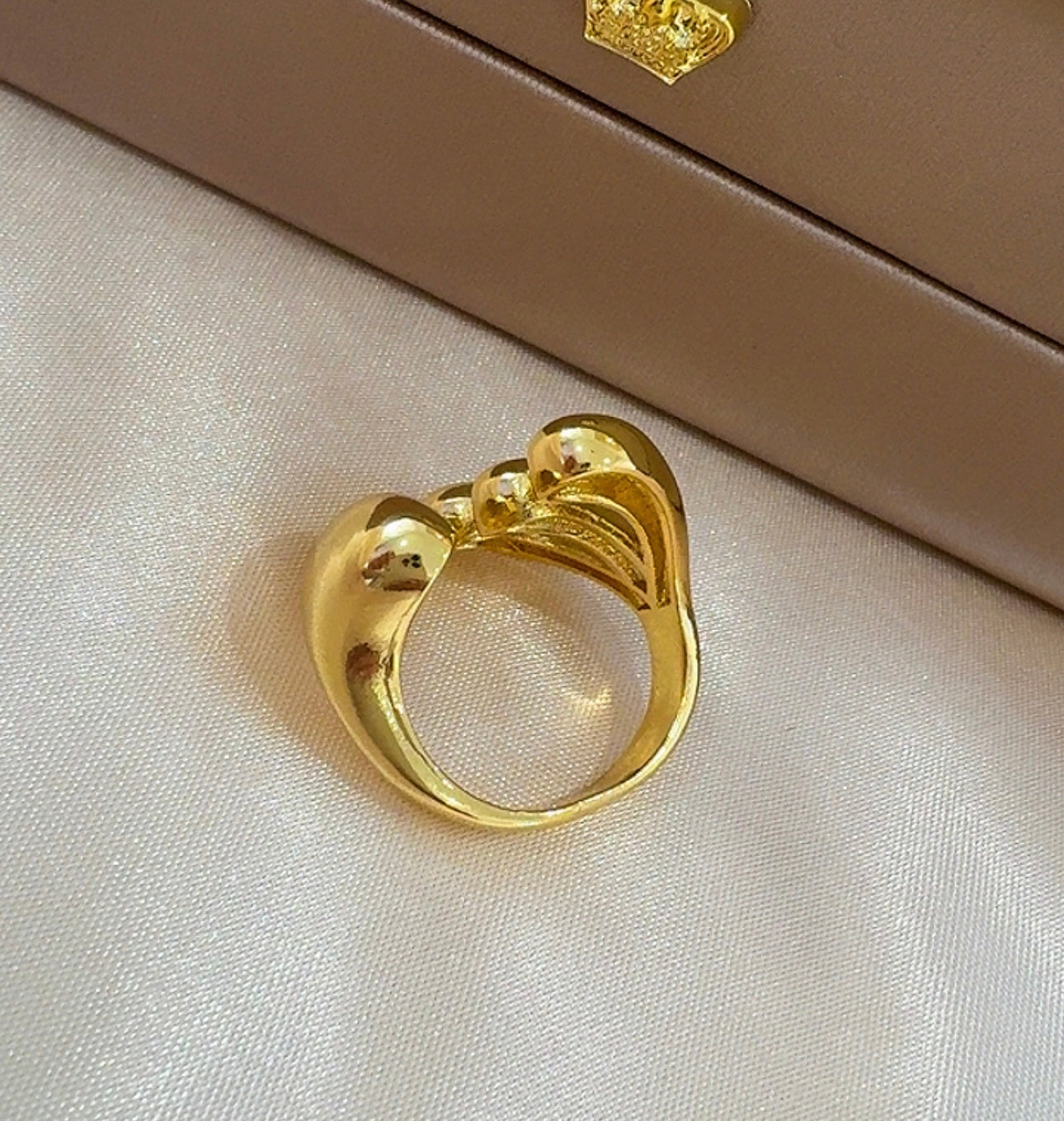 Avery ring