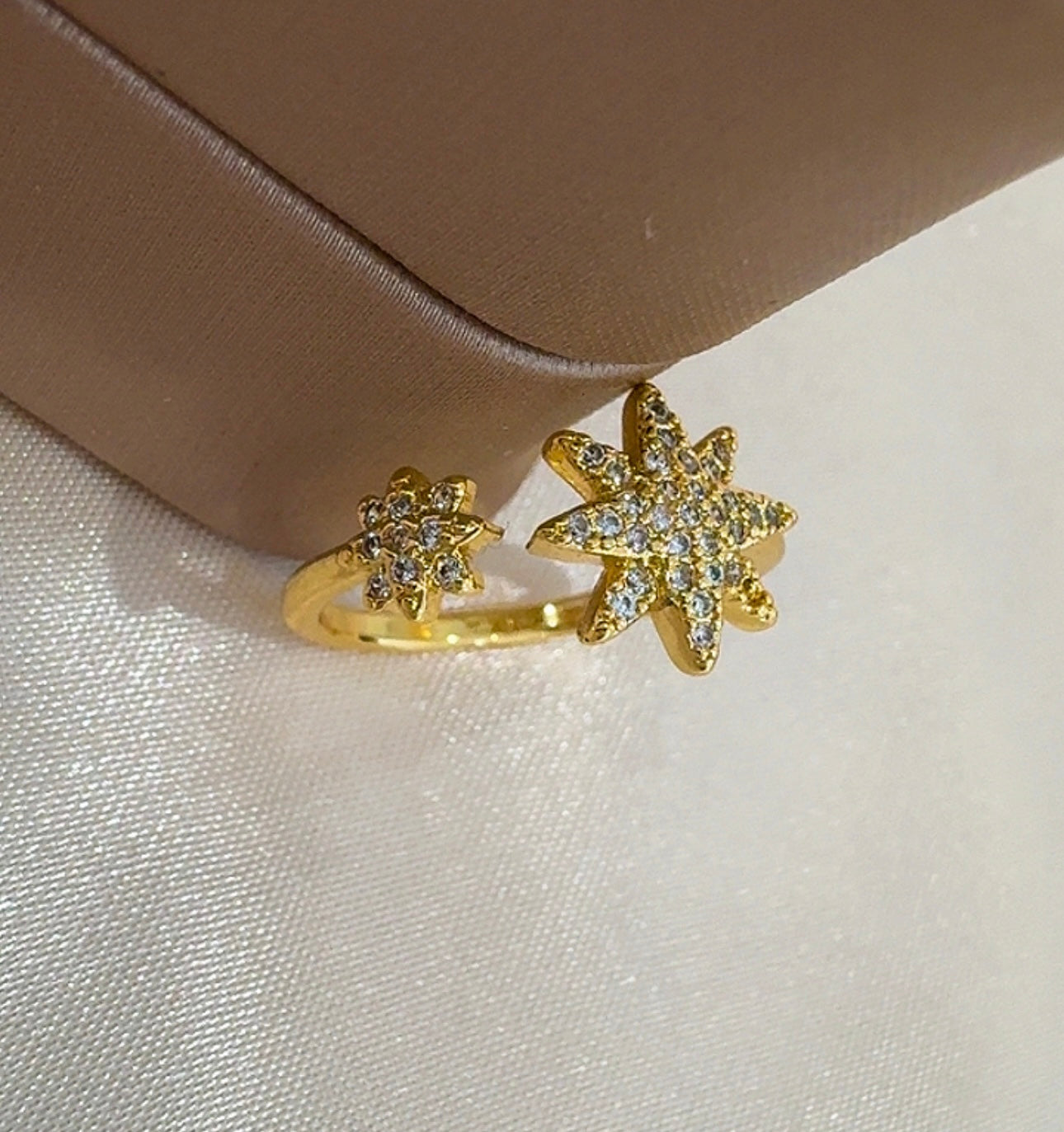 Lucy ring