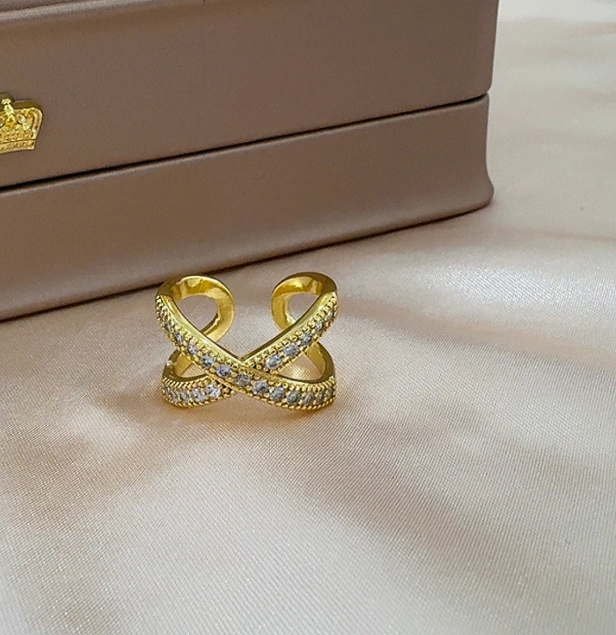 Cross ring