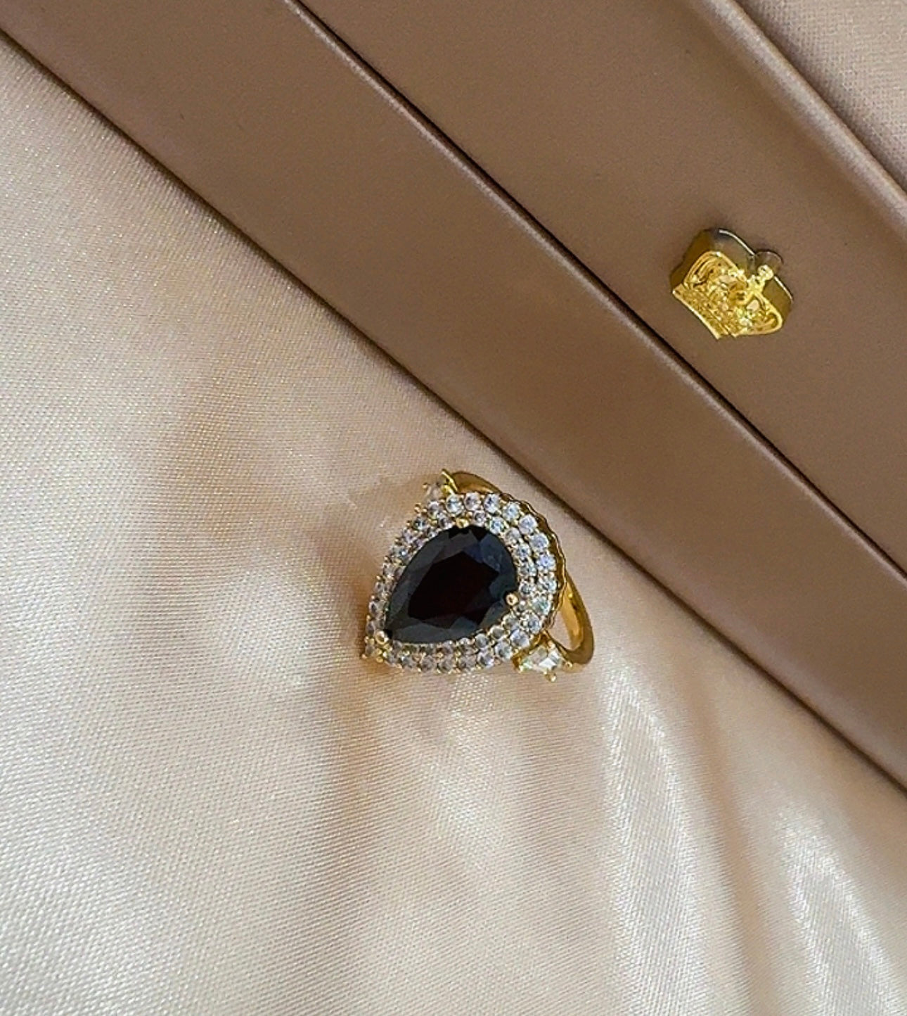 Jasmine ring