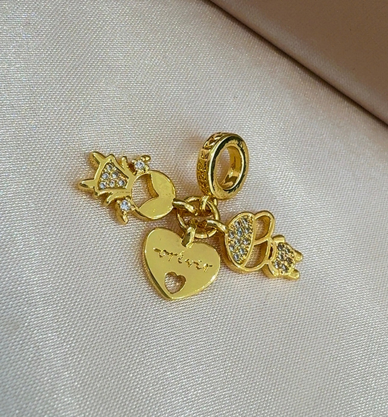 Pulsera de dijes