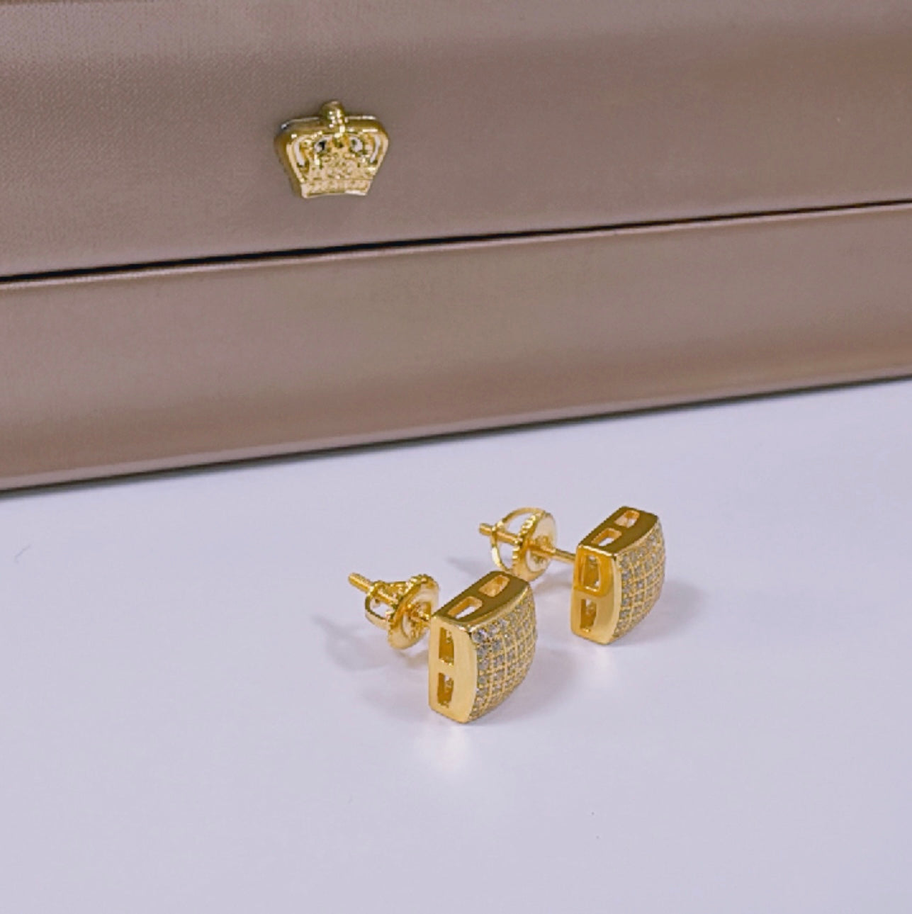 Square earrings