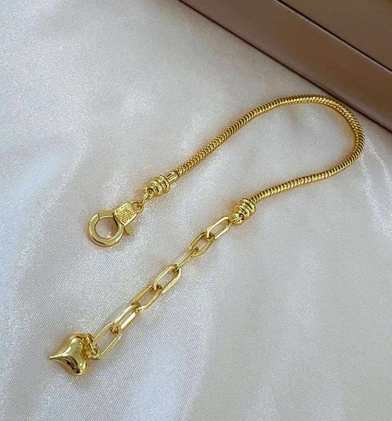 Pulsera de dijes
