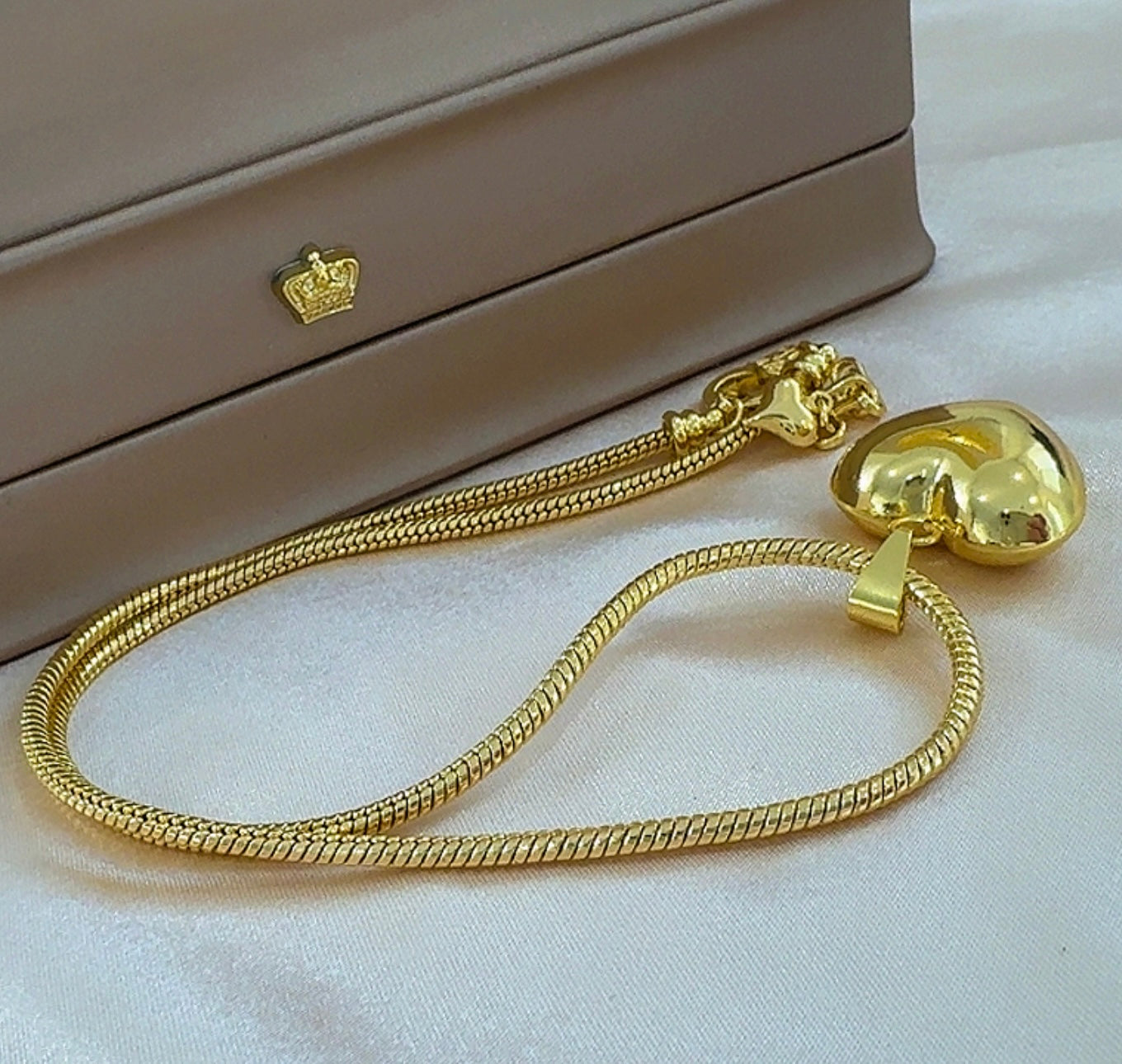 Charm necklace