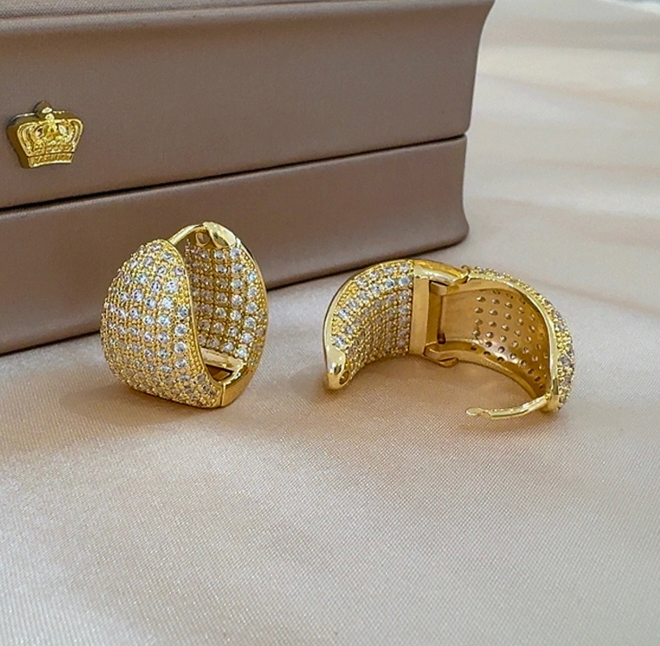 Karina hoops
