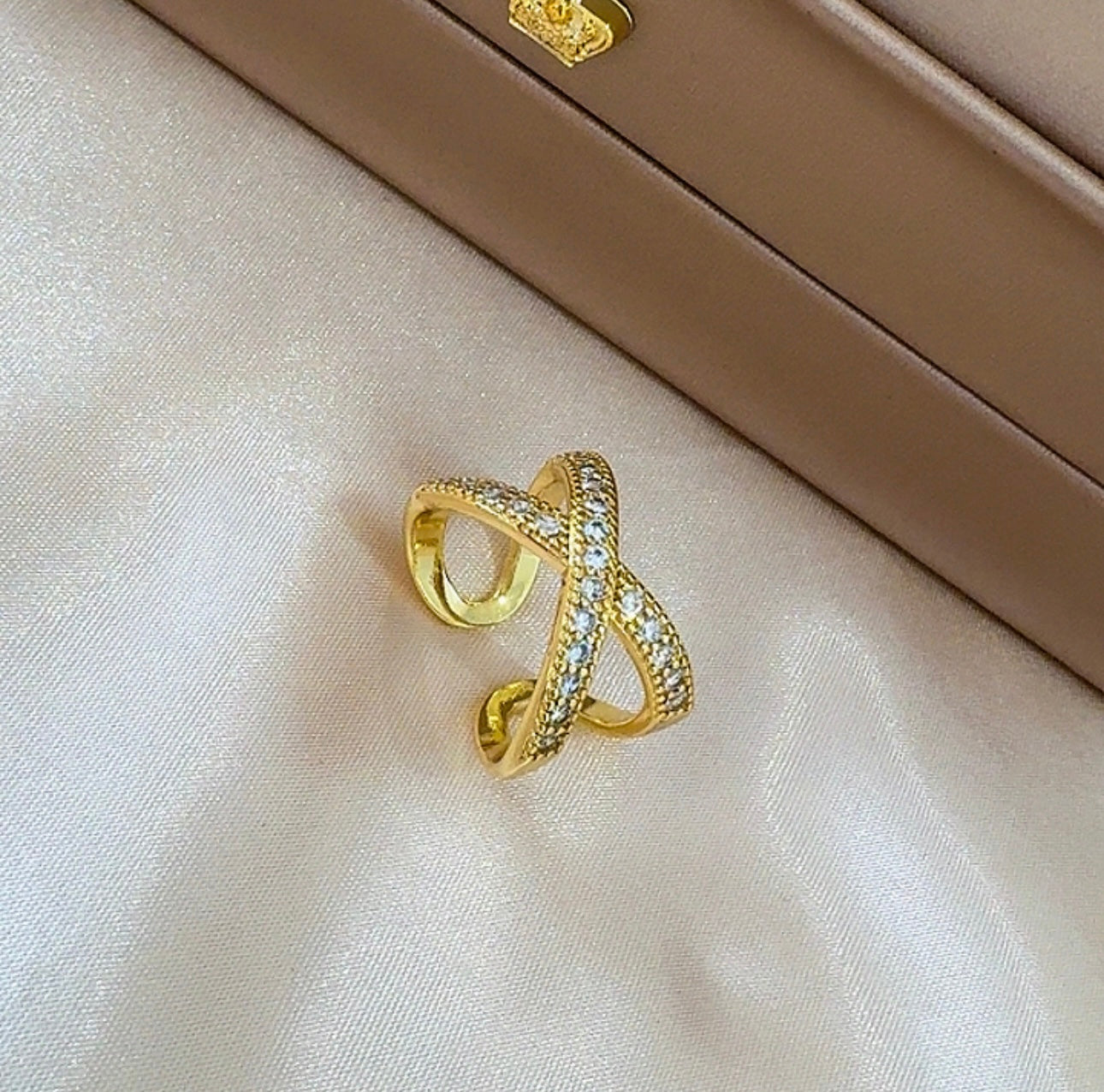 Cross ring
