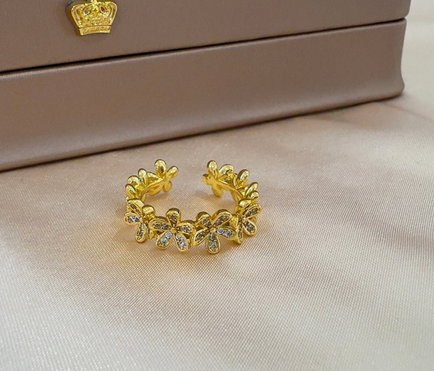 Gianna Ring