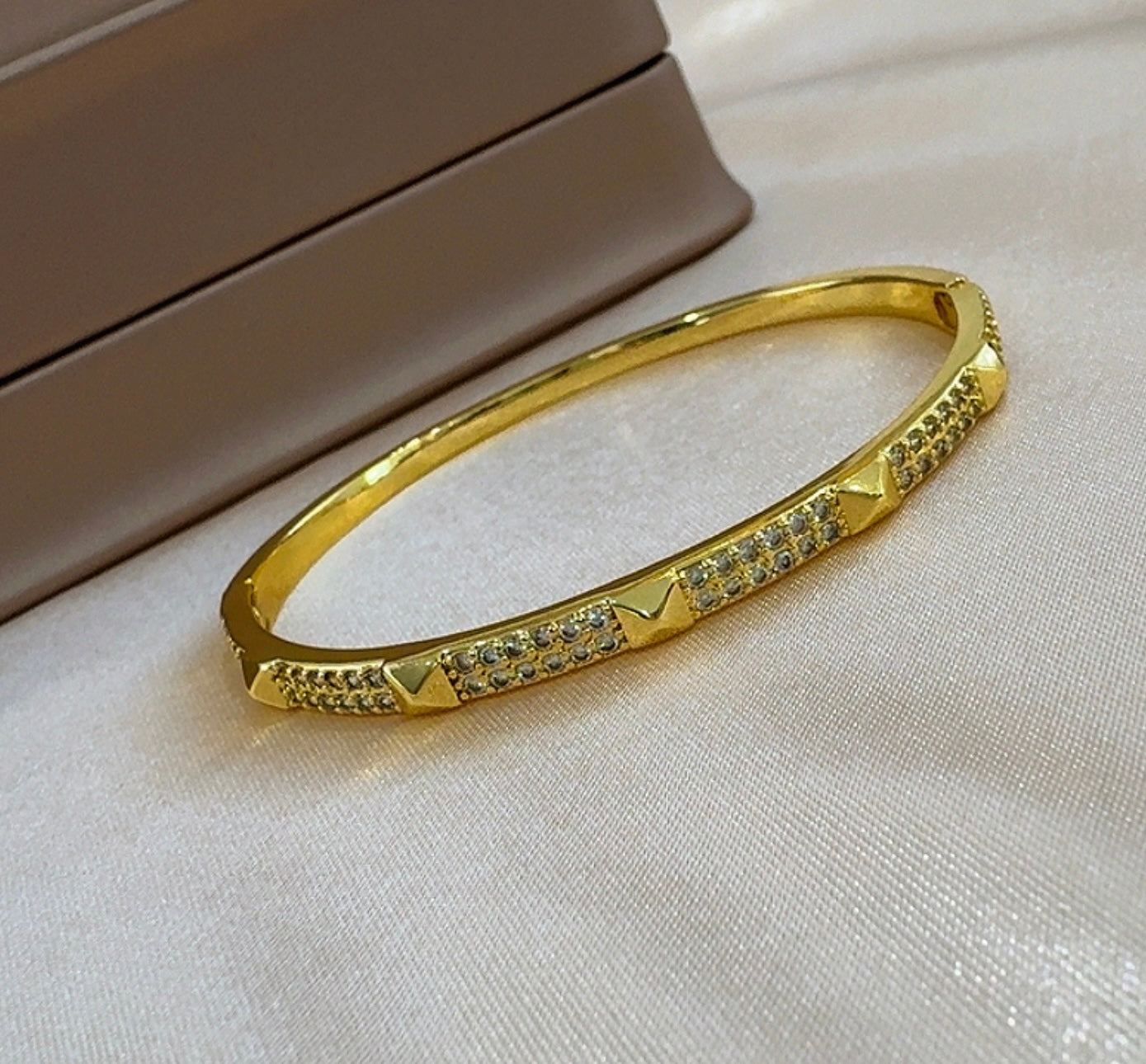 Vea bracelet