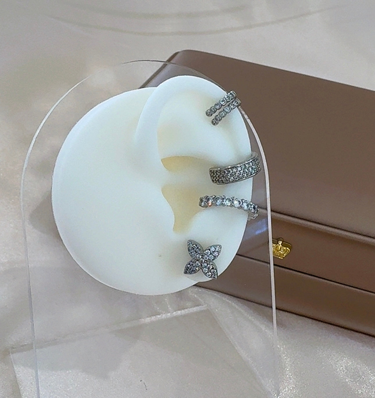 Vicky earcuff