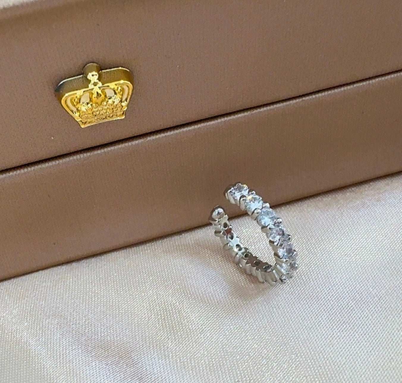 Vicky earcuff