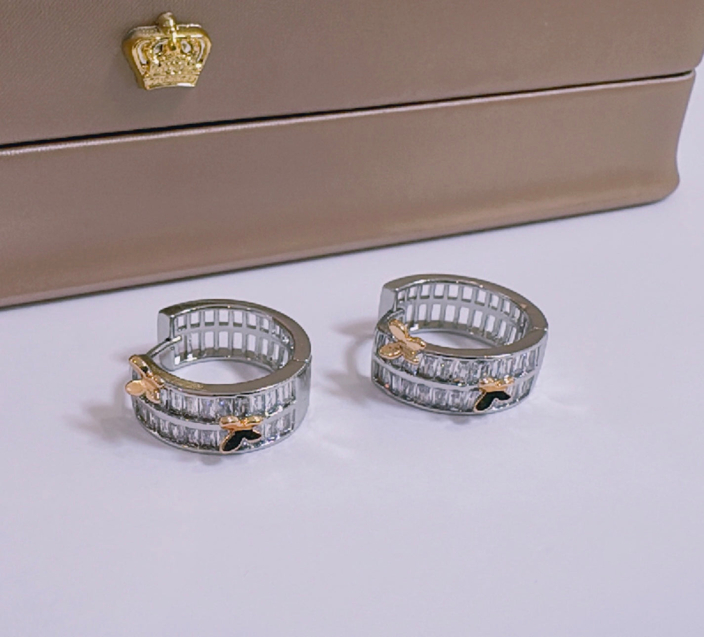 Helen hoops