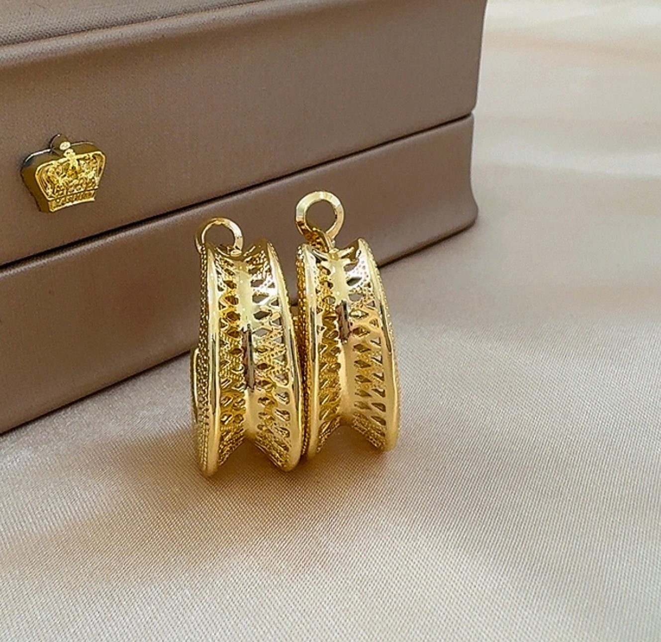 Cami hoops