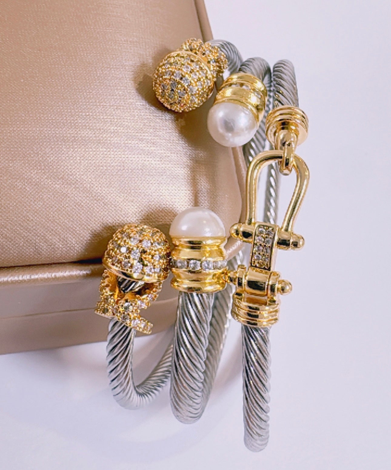 Iilly bracelet