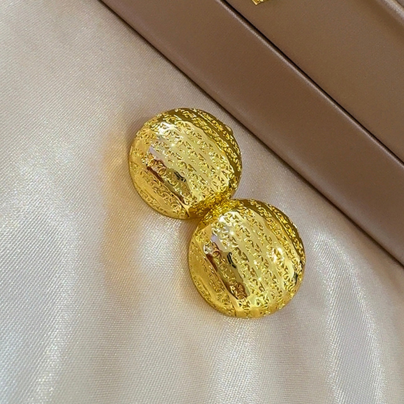 Clara earring