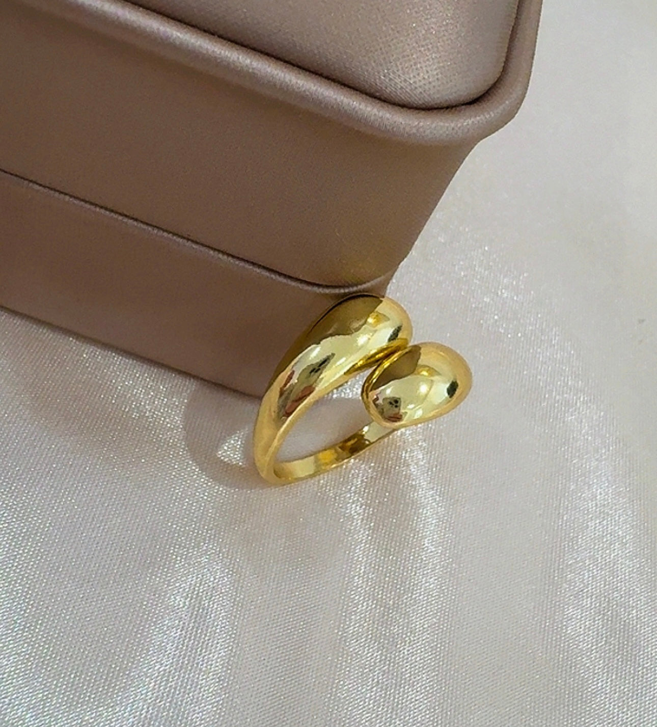 Gota ring