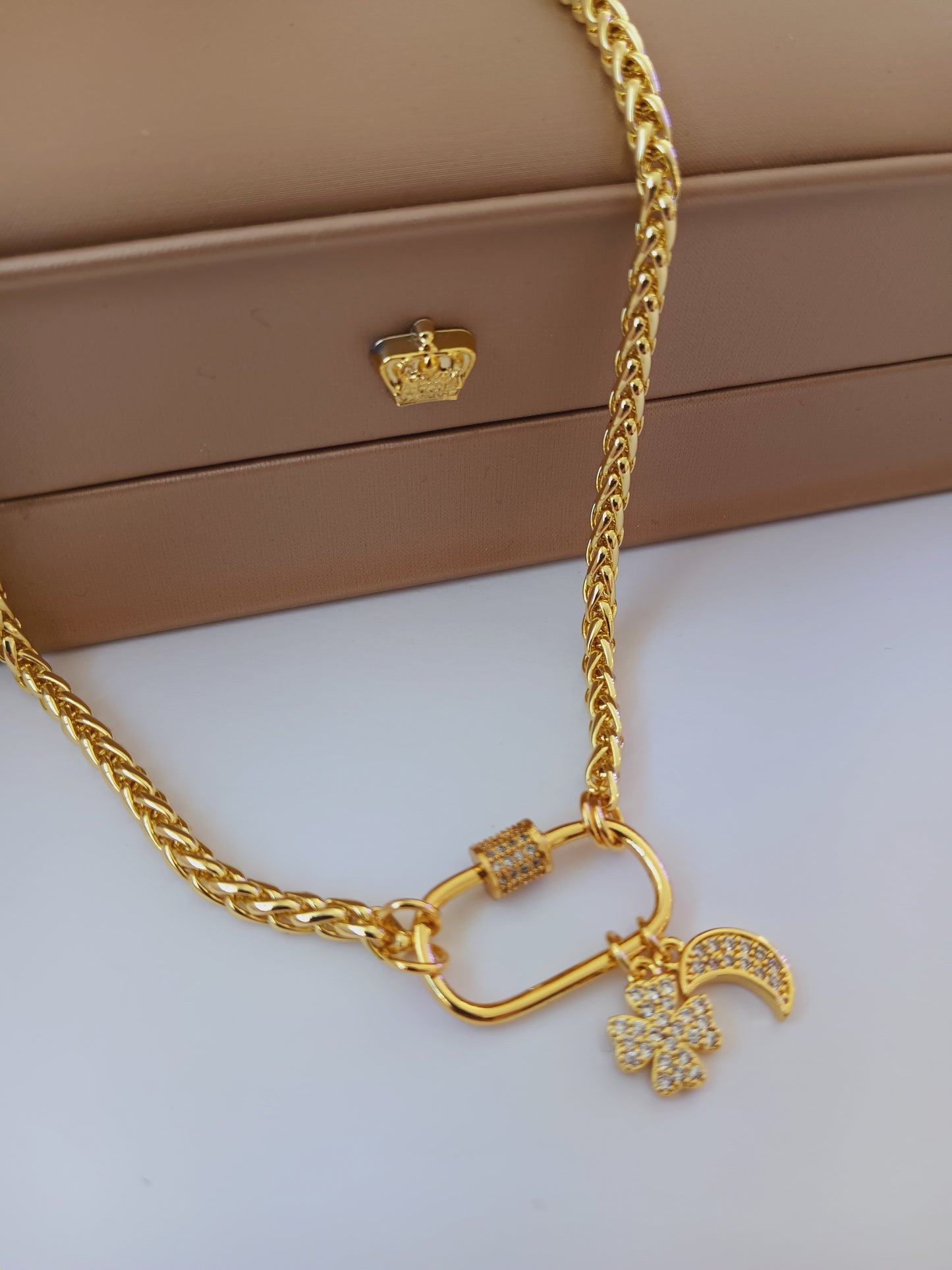 Unique necklace