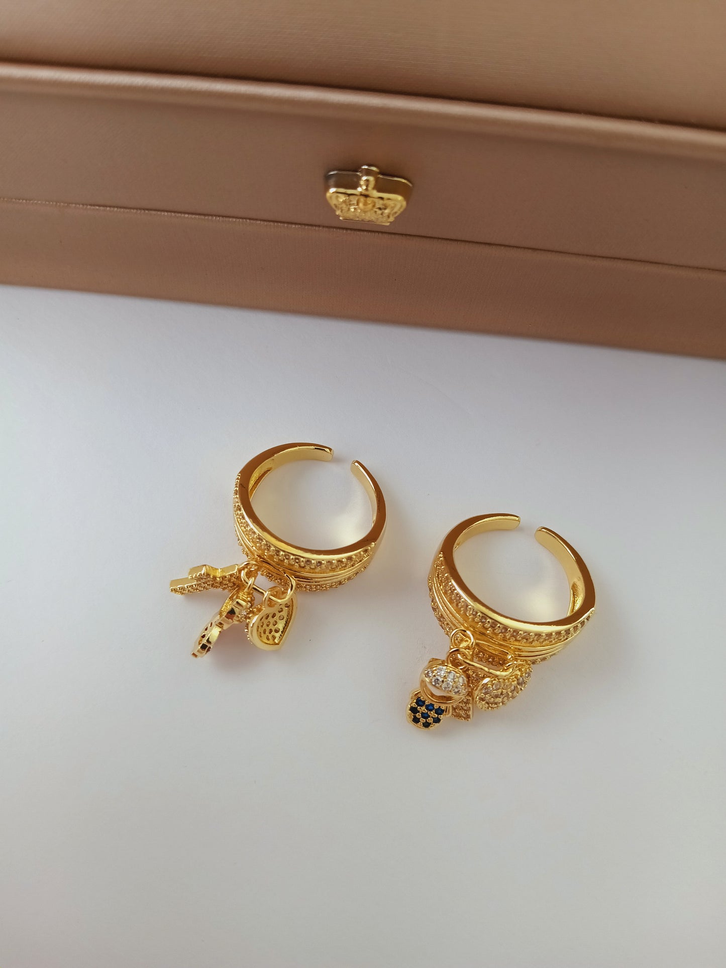 Boy & Girl Ring