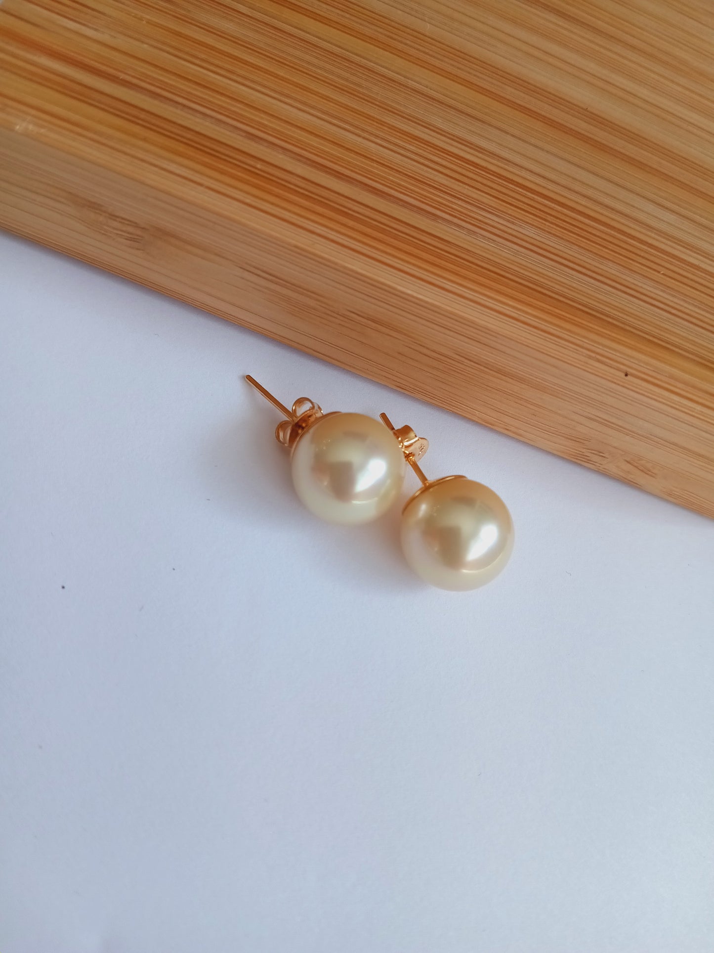 Pearlina earring