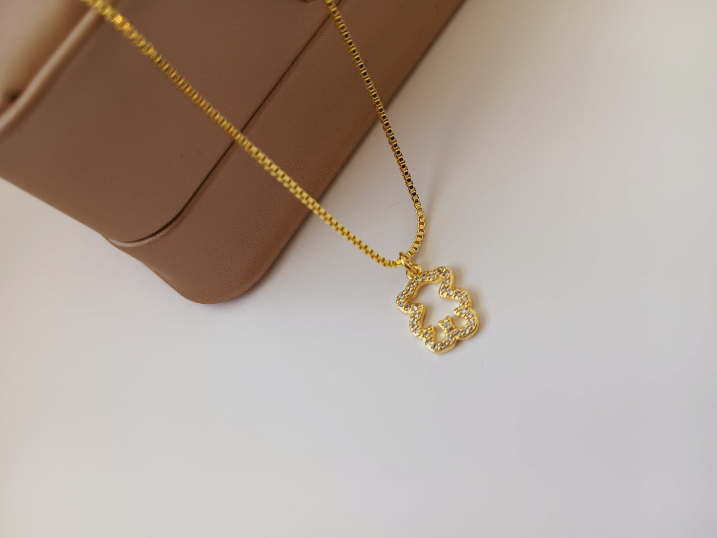Nira necklace