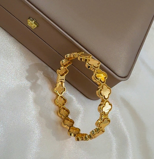 Olivia bracelet