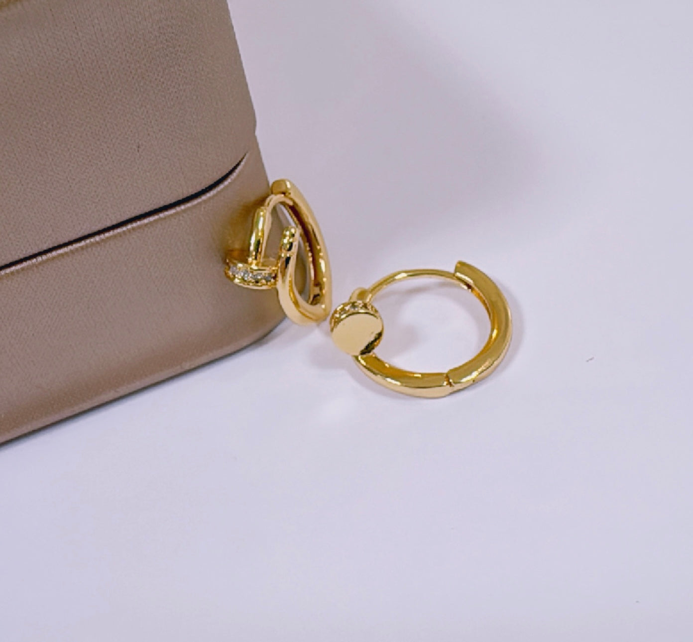 Nail hoops