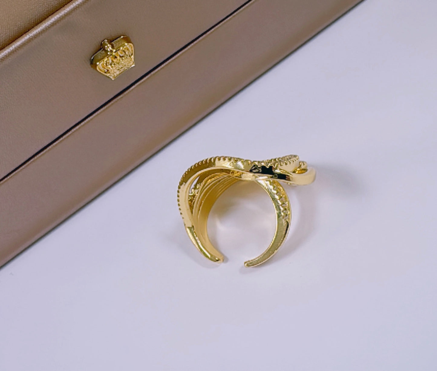 Bella ring