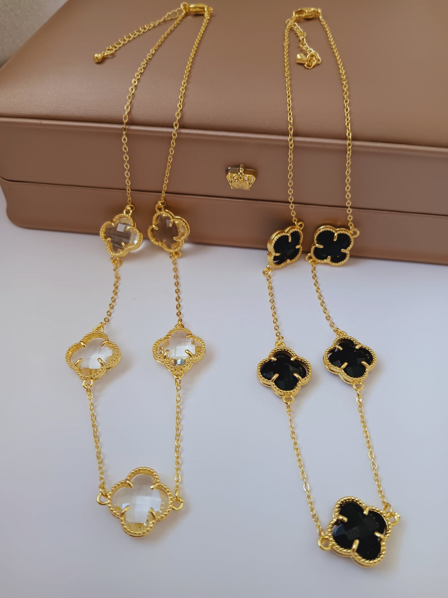 Violet necklace