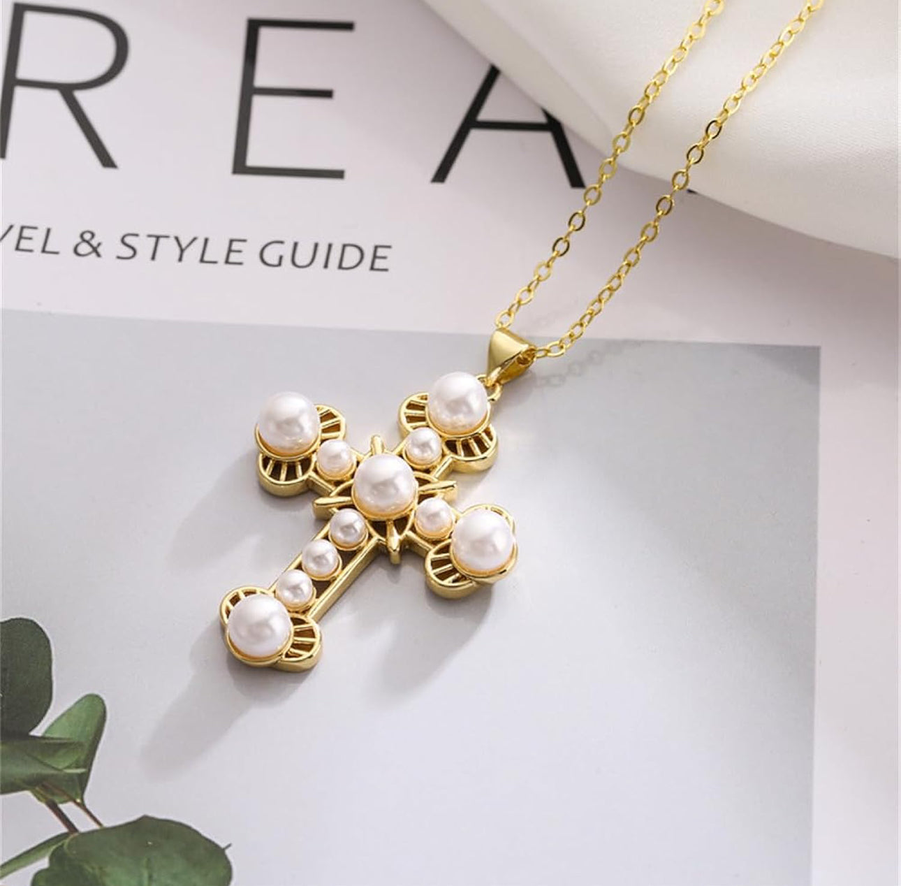 Mira necklace