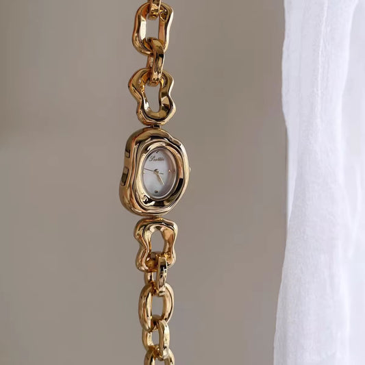 Liora watch