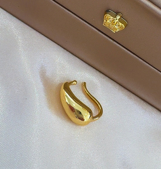 Ravel earcuff