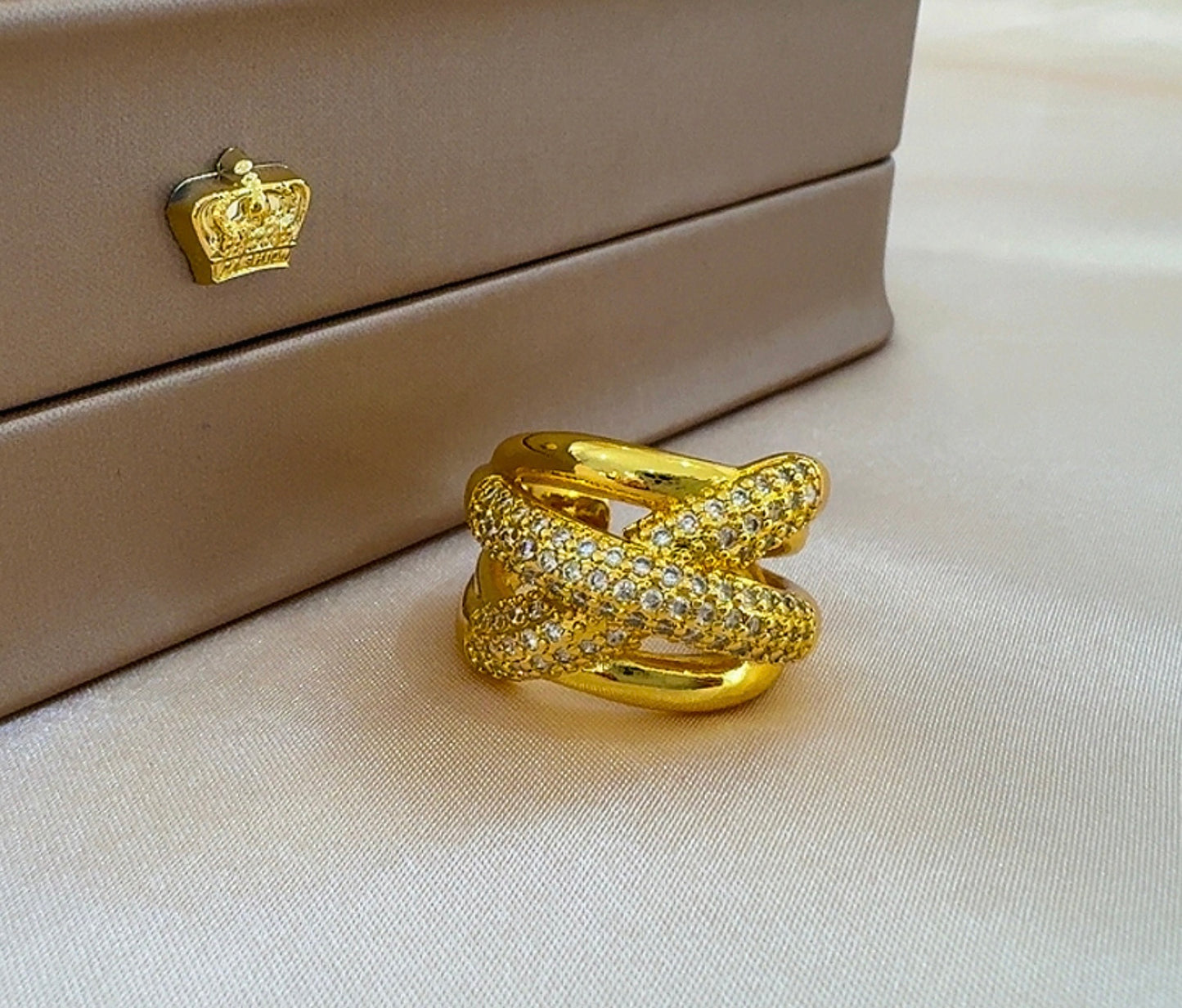 Linsy Ring