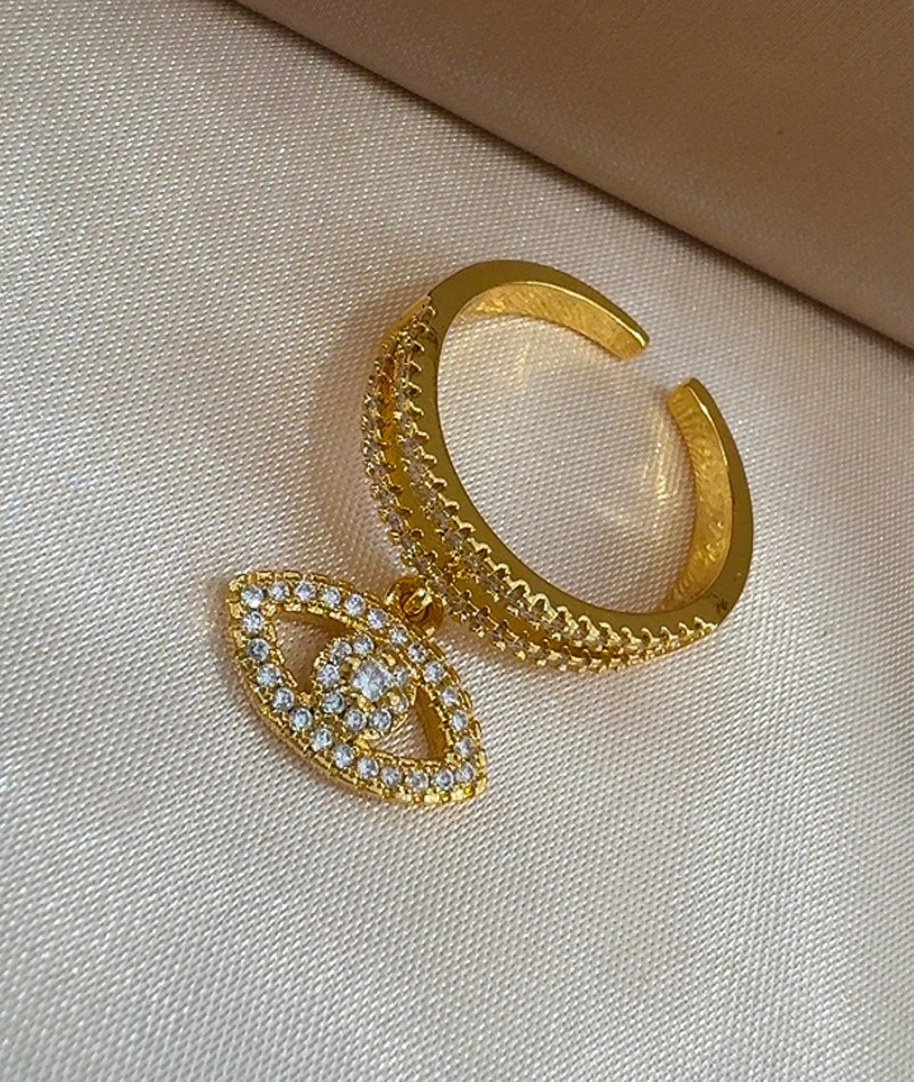 Ojito ring