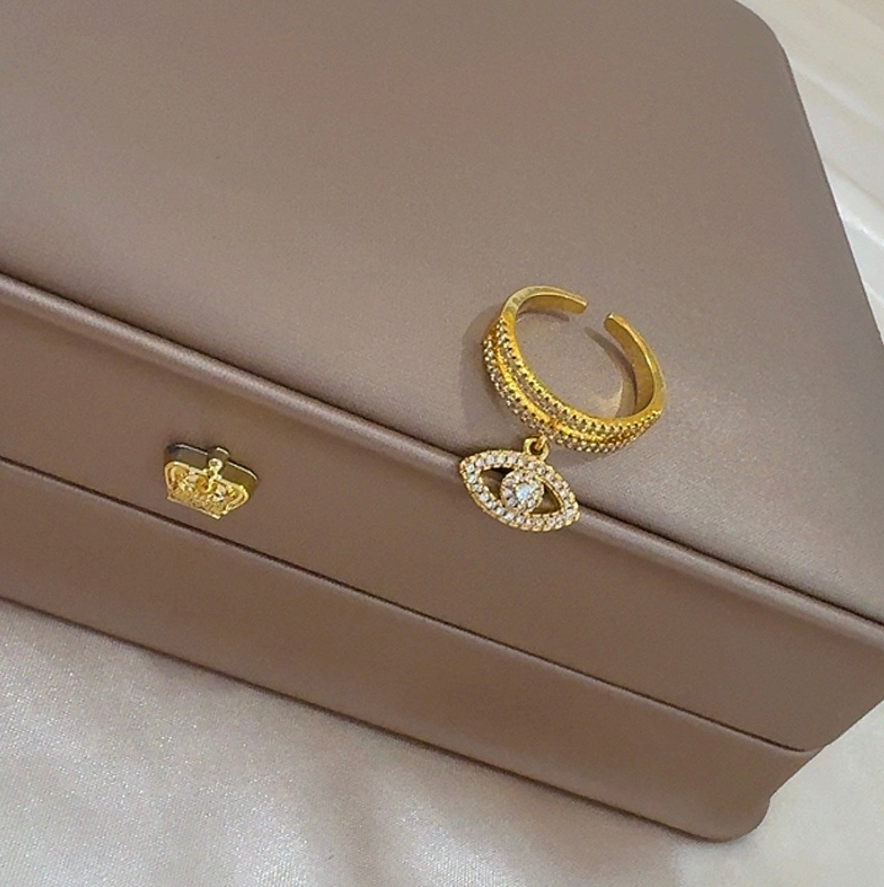 Ojito ring