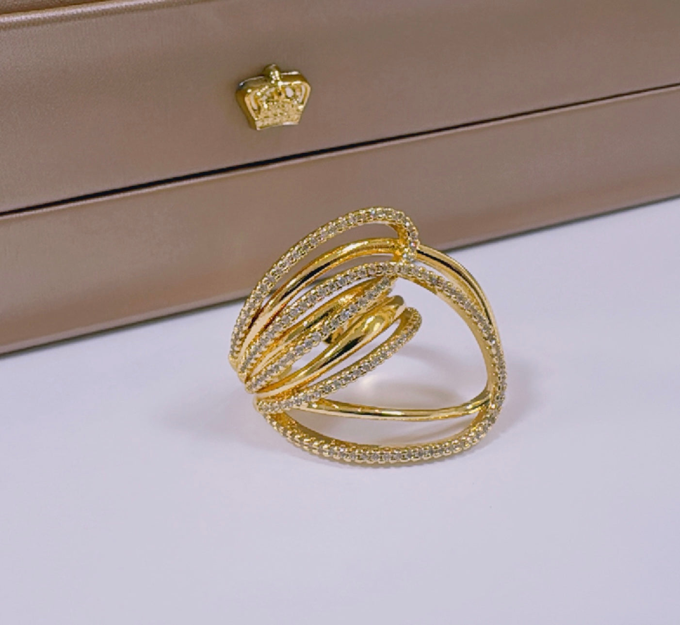 Bella ring