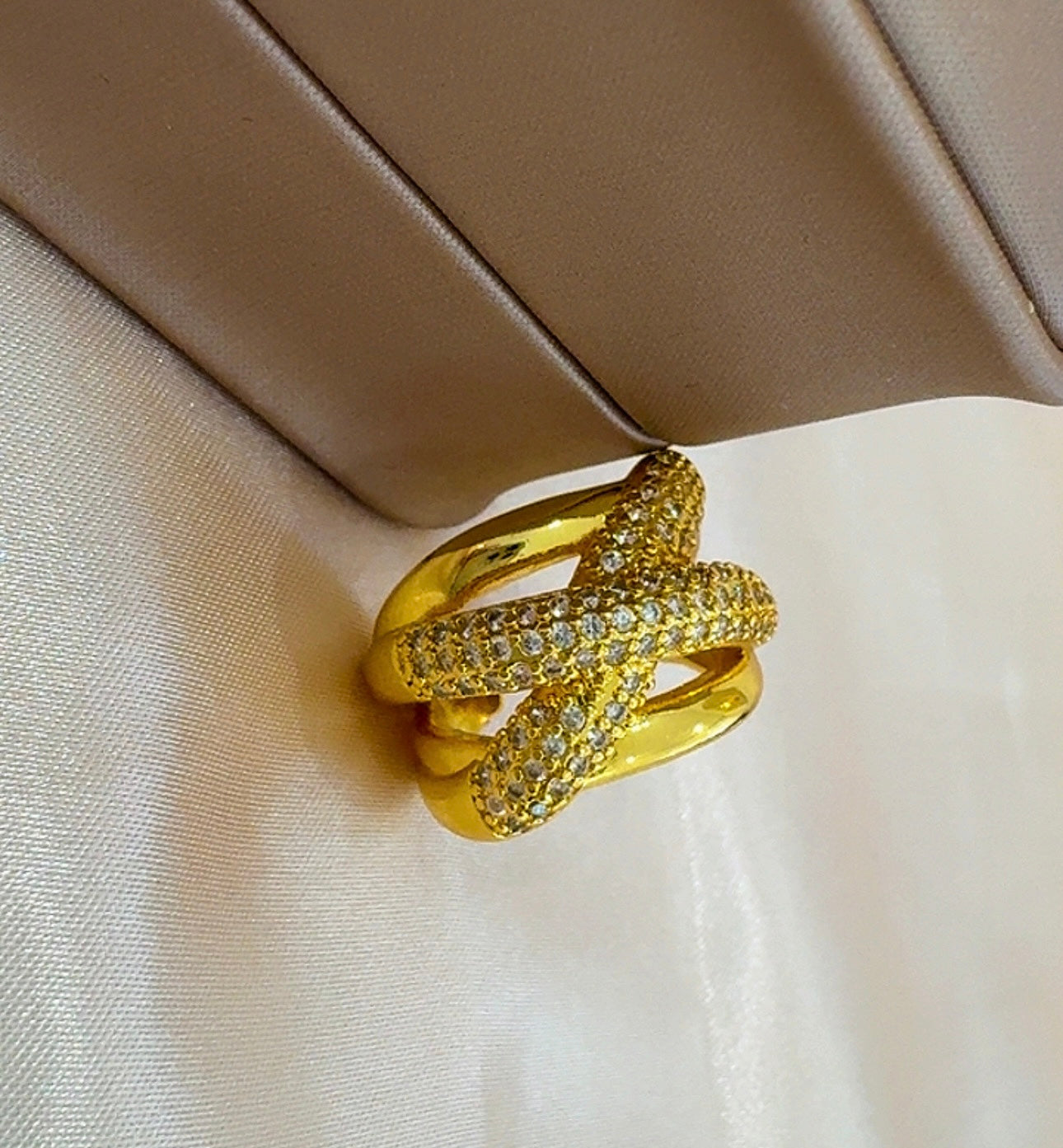 Linsy Ring